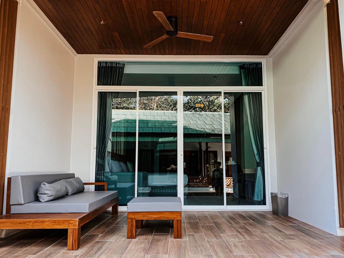 Sairee Hut Resort Koh Tao Exterior photo