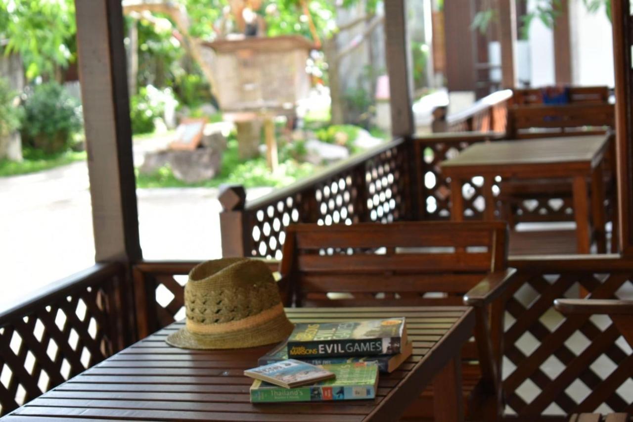 Sairee Hut Resort Koh Tao Exterior photo