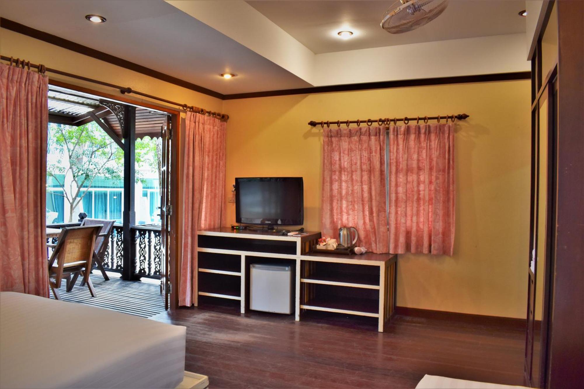 Sairee Hut Resort Koh Tao Exterior photo